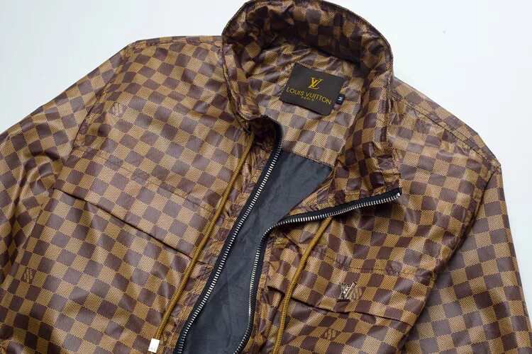 Луи Виттон Admiral Jacket. Куртка lv Louis Vuitton мужская. Куртка Луи Виттон кожаная. Луи виттон куртка мужская