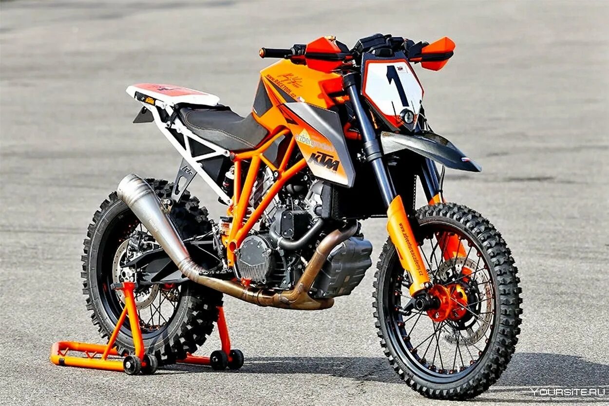 Мощный эндуро. Эндуро КТМ 1290. Мотоцикл КТМ 1290 super Enduro. KTM 1290 super Duke r. КТМ Дюк эндуро.