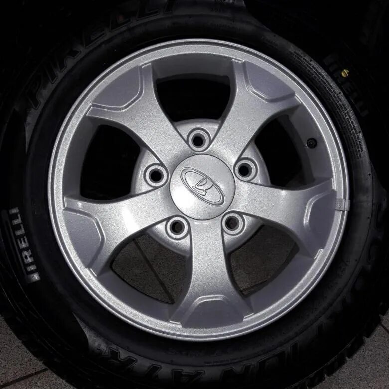 Литые диски урбан. Диски нива урбан r16. Диск колеса урбан. Диски на ниву урбан р16. Простые диски урбан.