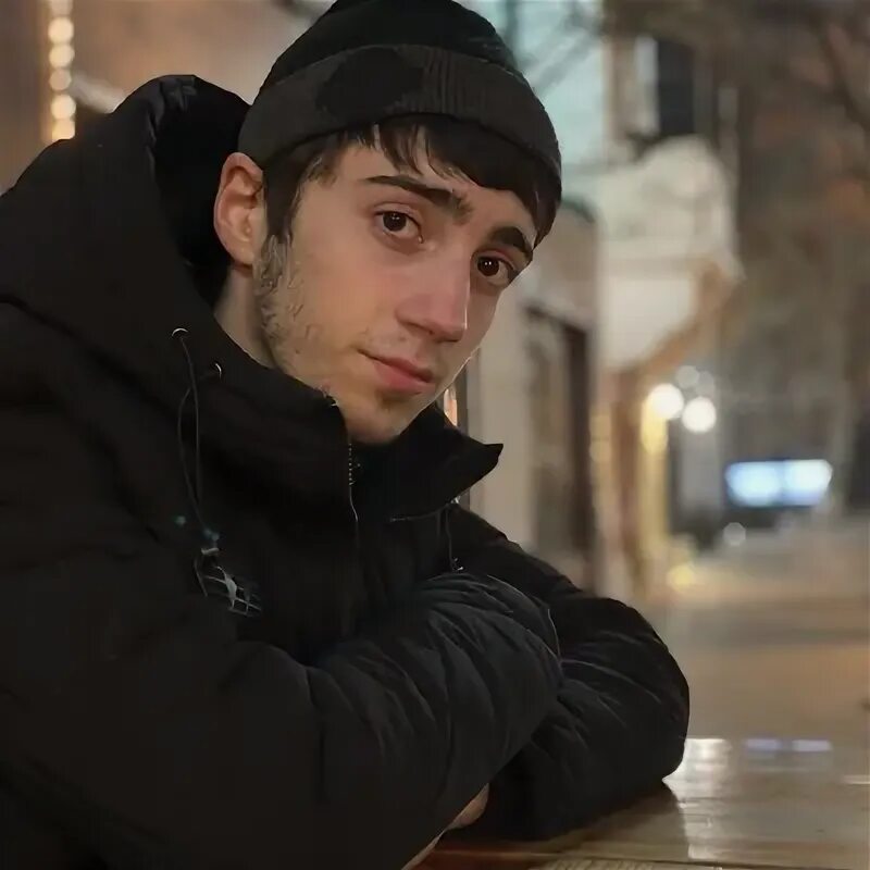 Адамов ахмед. Адамов ахмед
