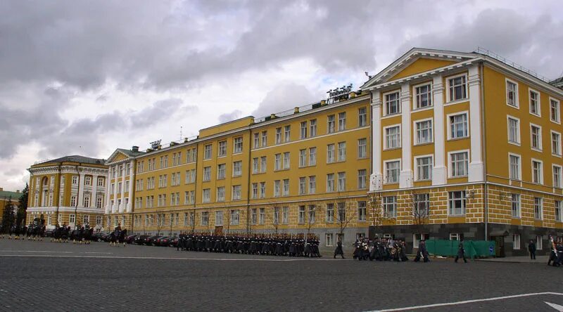 Кремлевский корпус. 14 Корпус Московского Кремля. 14 Корпус Кремля школа ВЦИК. Военная школа имени ВЦИК В Кремле. 14 Административный корпус Кремля.