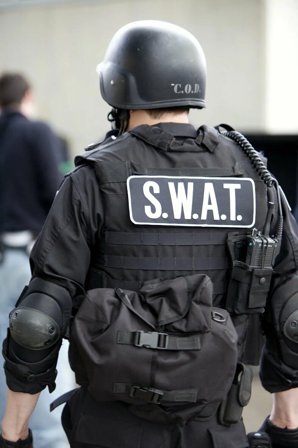 S w a t 7. SWAT полицейский спецназ США. Спецназ LAPD. Сват американский спецназ.