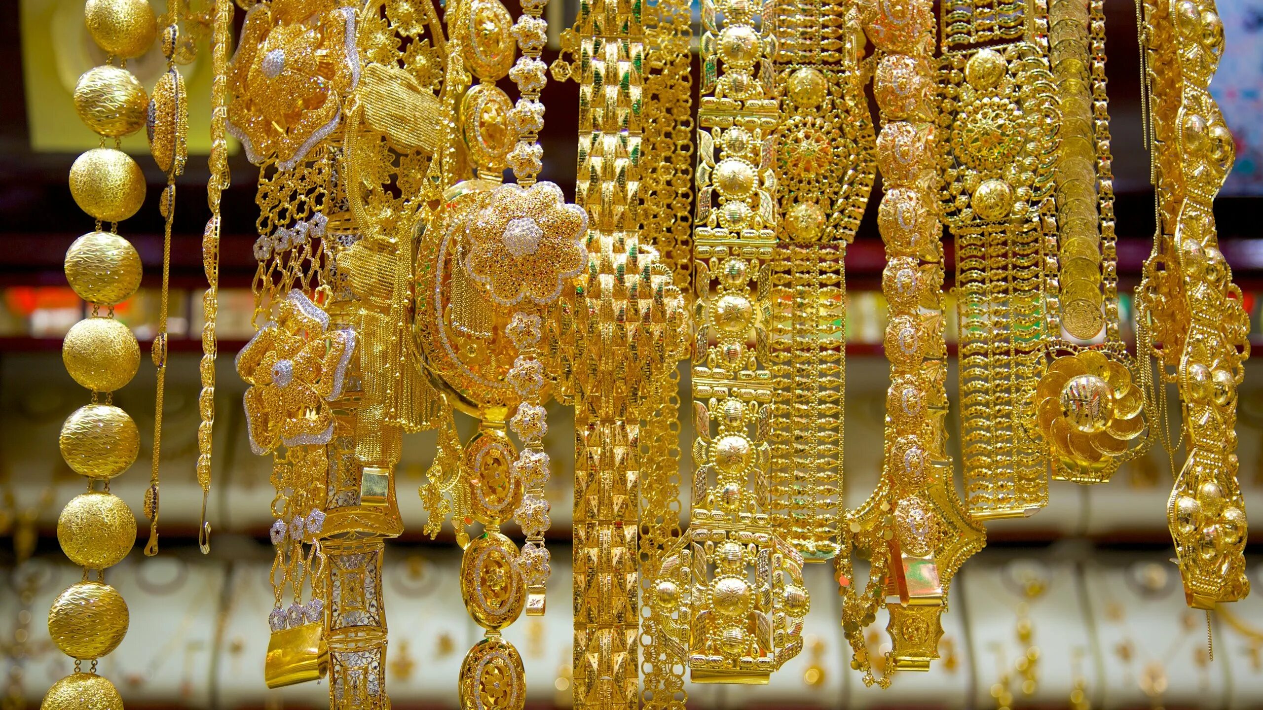 Золотой рынок Gold Souk. Gold Souk Дубай. Серьги Дубайский золотой рынок. Золотой рынок (Dubai City of Gold). Арабское золото забытый