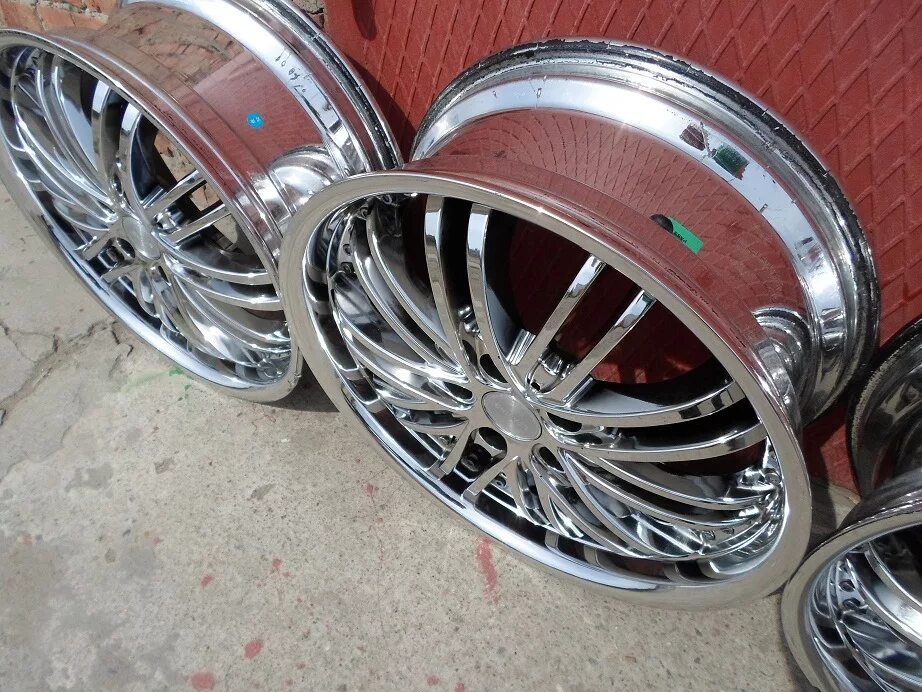 Хромированные диски r16. 3 d73. Хромированные диски r16. Литье хром r18 звезда. Колесный диск tgracing 7928 7.