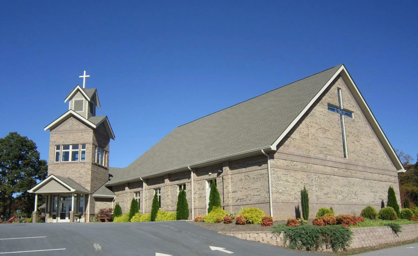 Отрицающий церковь. Католическая церковь южная дакота. церковь мериткселльской девы андорра. церковь эш мияцин. руайан. церковь.