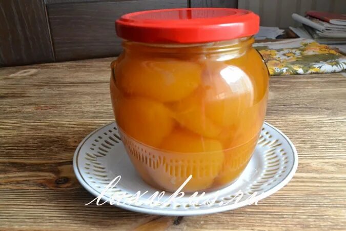 Абрикосовое варенье дольками. Абрикосовое варенье. Королевское варенье из абрикосов. Абрикосы варенье королевское. Варення з абрикос.
