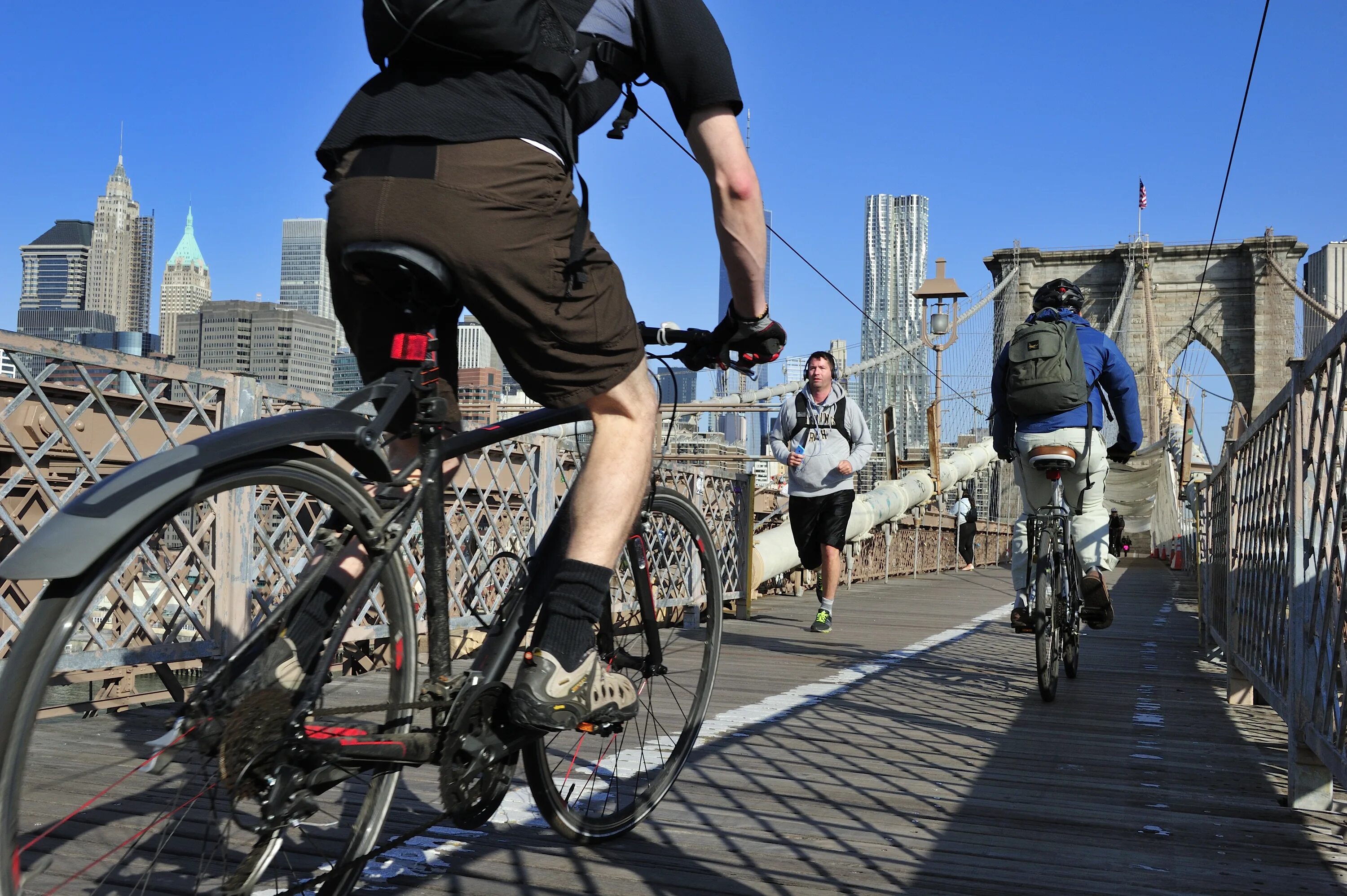 Bike перевести. Велосипедист в Нью-Йорке. Нью-Йорк парк велосипеды. Популярность велосипеда. Популярность велосипеда в мире.