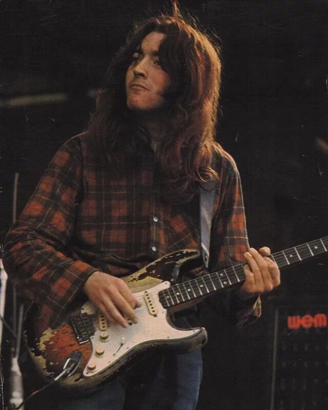 Rory gallagher рори галлахер. Рори галлахер фото. Rory gallagher. Рори галлахер с гитарой. Рори галлахер.