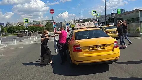 Девушка оклеветала таксиста