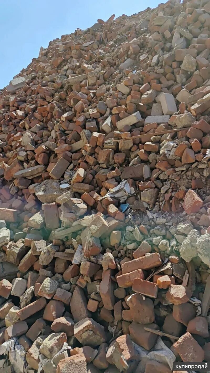 Использовать бой кирпича. Бой кирпича. битый кирпич. бой кирпича на дорогу. бой кирпича на заезд.