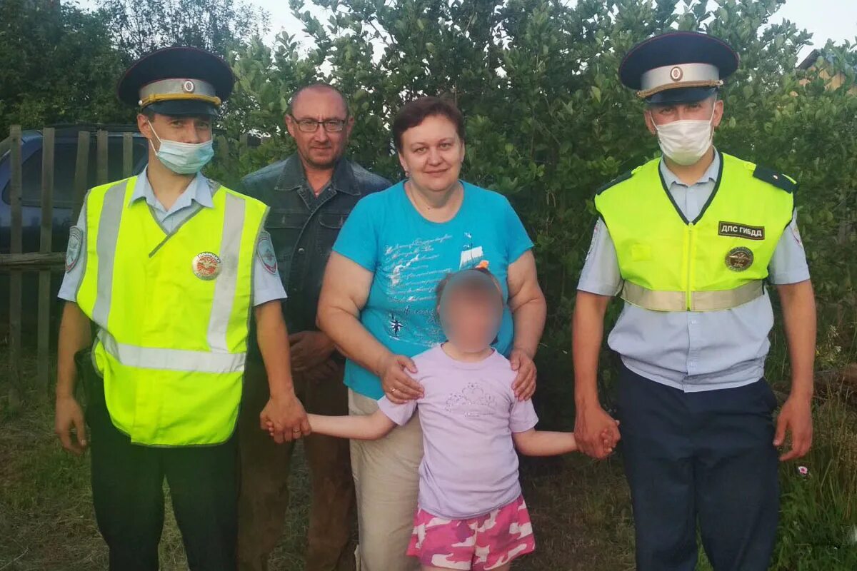 Полицейская машина вышками. Подполковник дпс. Инспектор киров. Инспектор киров. Инспектор дпс.