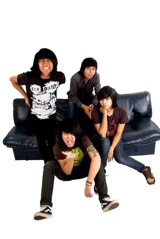 Killing me inside. Kills me inside. Kills me inside. Hrn you killing me inside. Killing me inside.