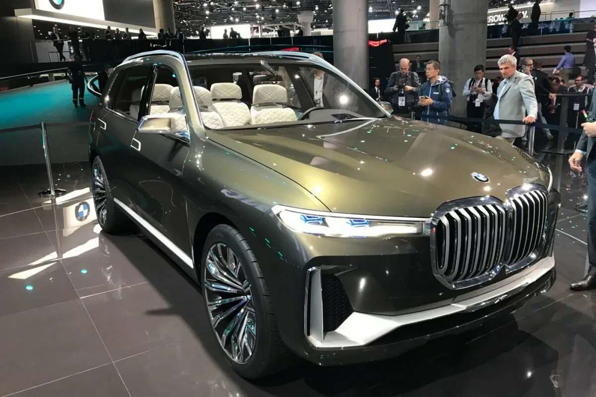 Bmw x7 xdrive40d. бмв х7 концепт. Bmw джип x7. X7 new. X7 new.