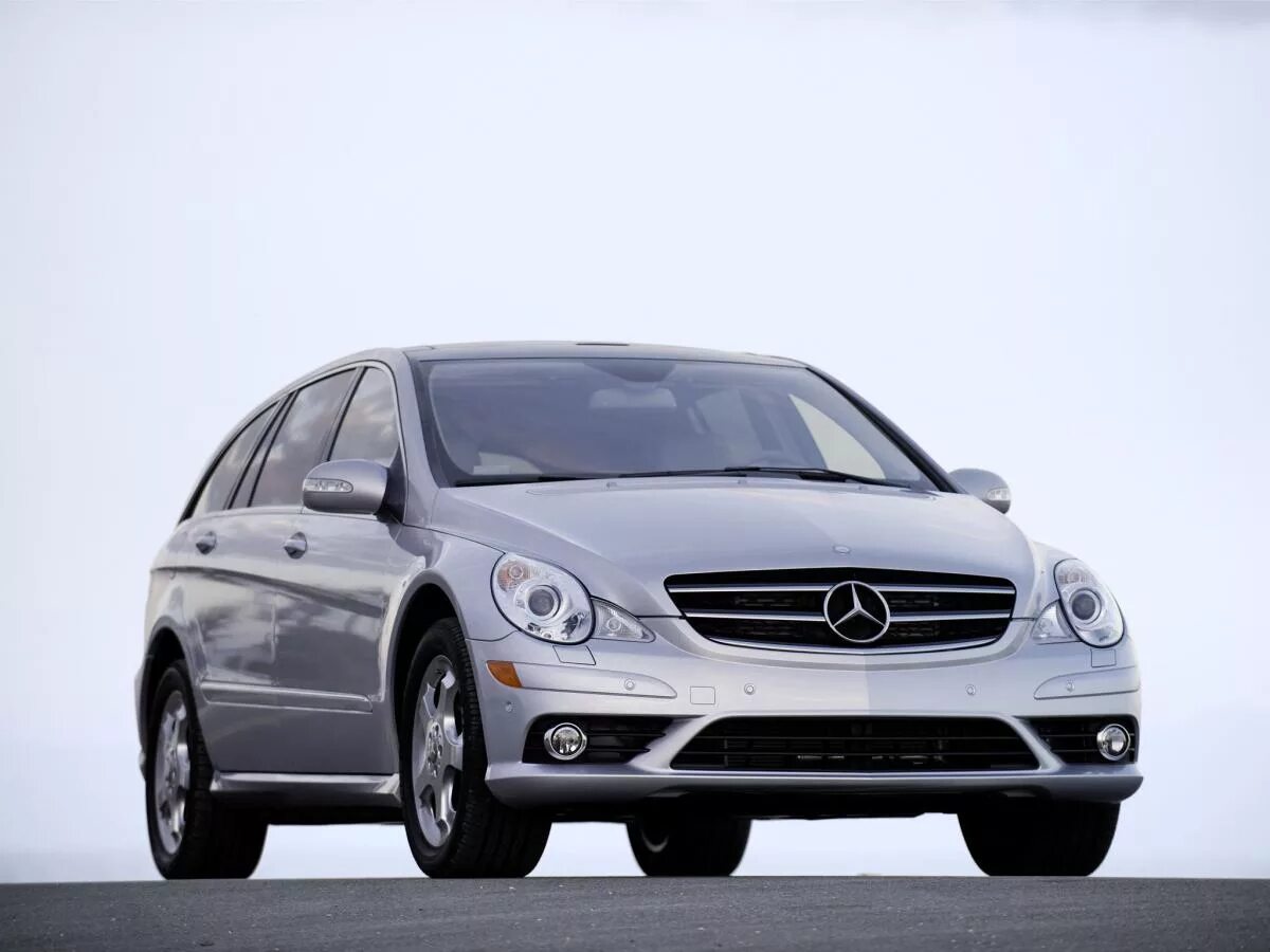 Мерседес 1 поколение. Mercedes-Benz r-class 2008. Мерседес Бенц r 320. Mercedes-Benz r-class w251 2005-2011. Mercedes r class 2009.