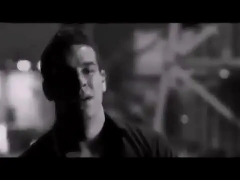 А по тёмным улицам гуляет дождь босиком по солнцу. Босиком по солнцу вероника фарафонова. Вероника бычек певица. Босиком по солнцу одинокий вечер inray yura rams remix. А по тёмным улицам гуляет дождь (одинокий вечер, 2001).