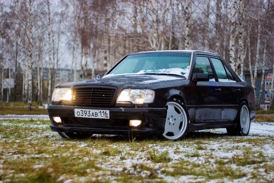 124 тыс. Mercedes-Benz w124. Волчок Мерседес w124. Mercedes Benz w124 e500. Mercedes Benz w124 Wald.