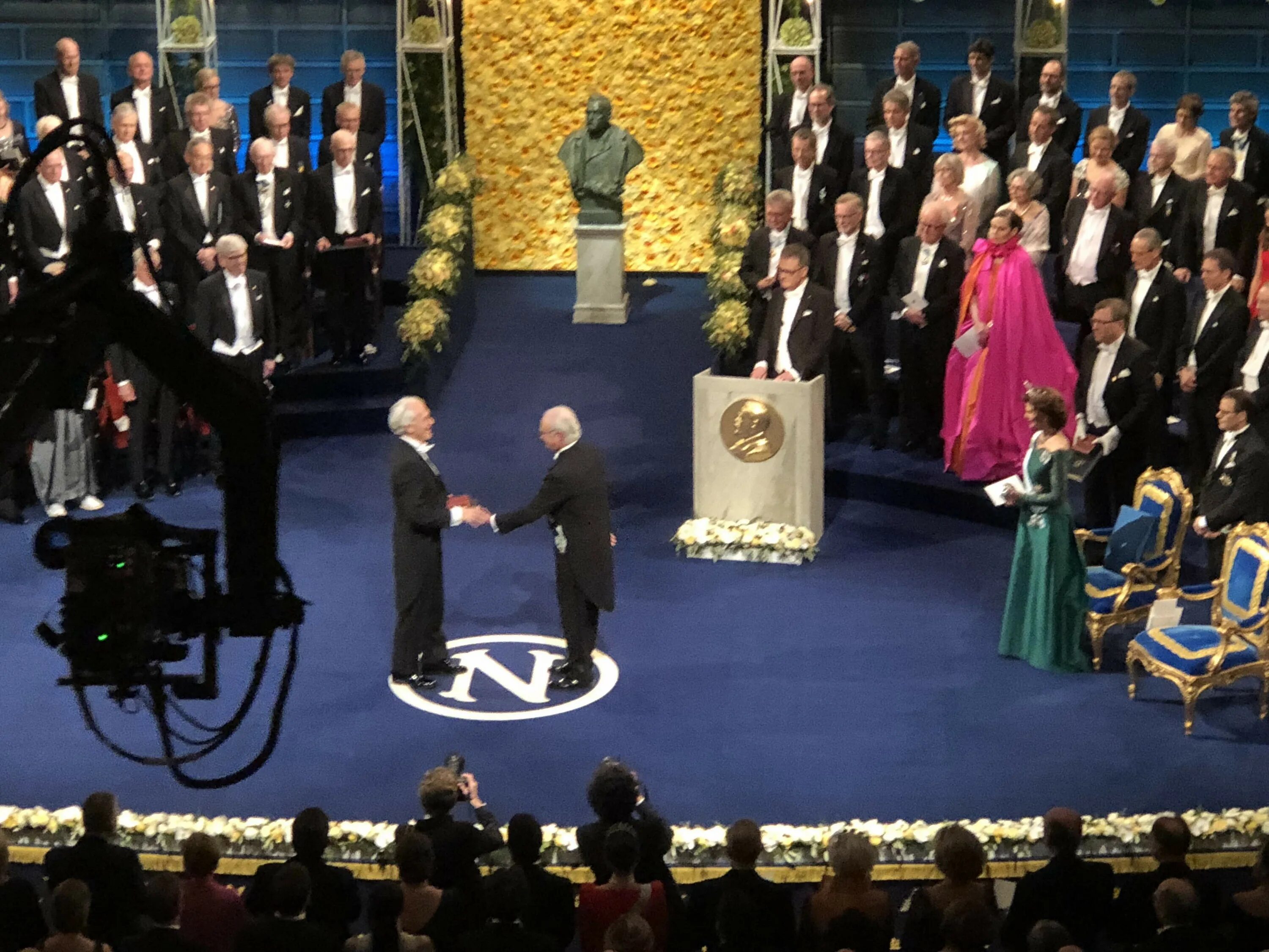 Швеция Нобелевская премия. Резерфорд на вручении Нобелевской. Роль нобелевской премии