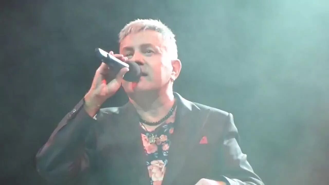 Рогожин летняя зима слушать. С рогожин клип летняя зима. Сергей рогожин фото. Мое зимнее лето кто поет. Летняя зима рогожин сергей песня.