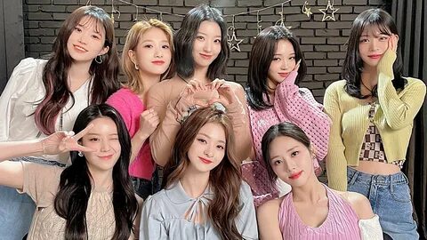 fromis_9's Roh Ji Sun cautiously asked their fans to shower ahead of t...