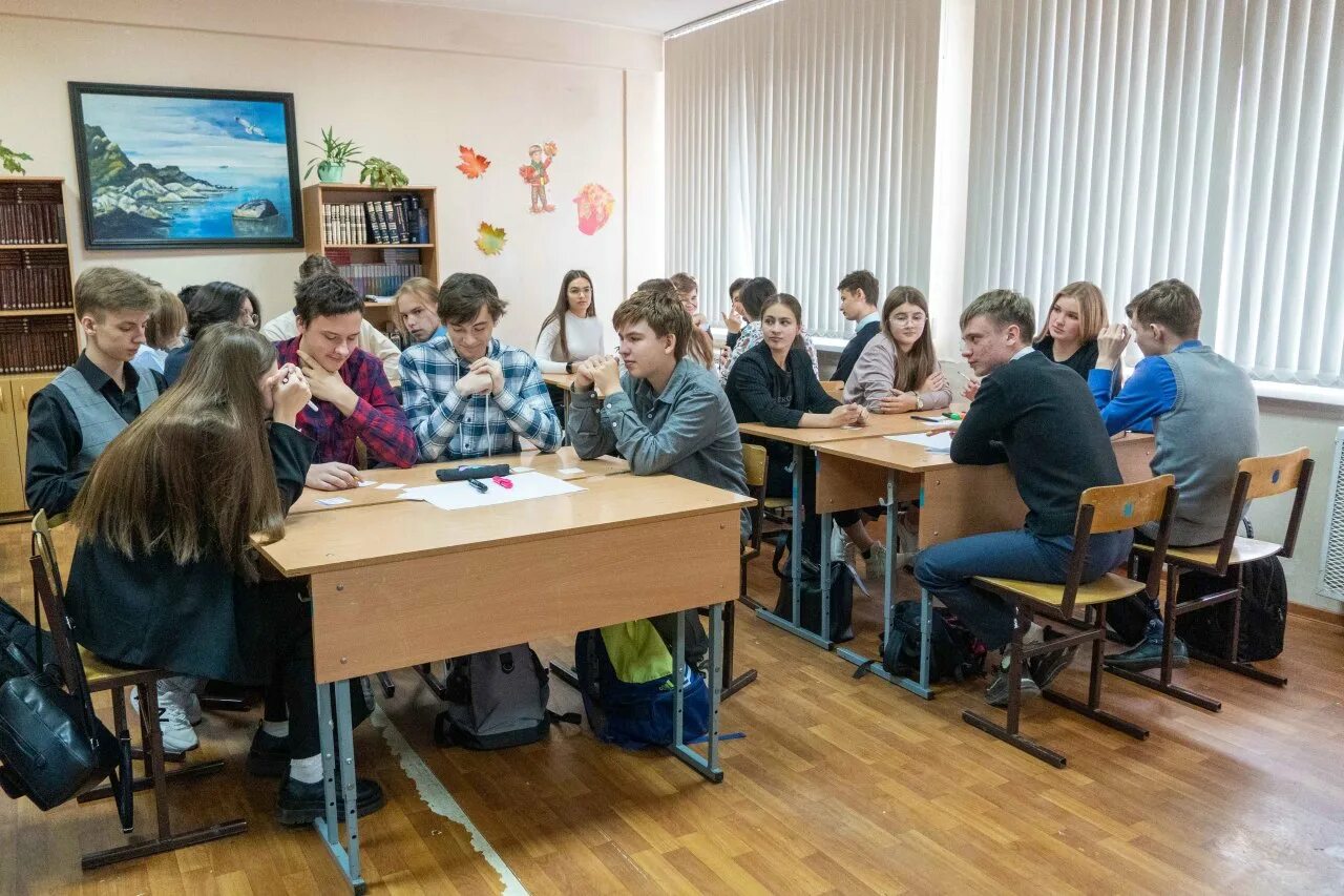 Сайт школы южно сахалинска. Школа 3 южно-сахалинск имени героя россии сергея ромашина. школа №3 южно-сахалинск. школа номер 3 южно сахалинск. третье школа южно сахалинск.
