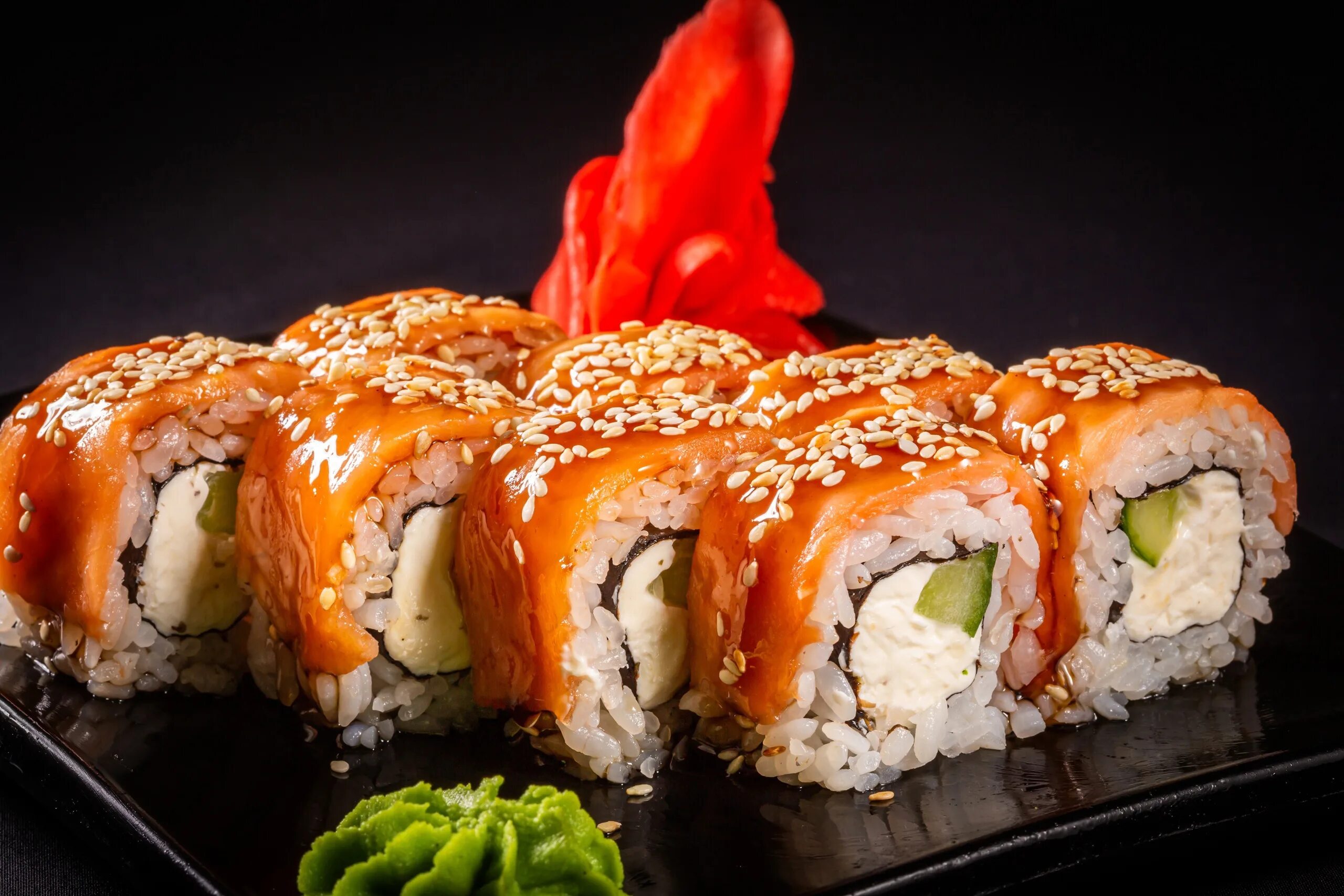 Рокен роллы апатиты. Гункан треугольник. Суши бар в североморске. Доставка суши апатиты. Тохо апатиты суши.