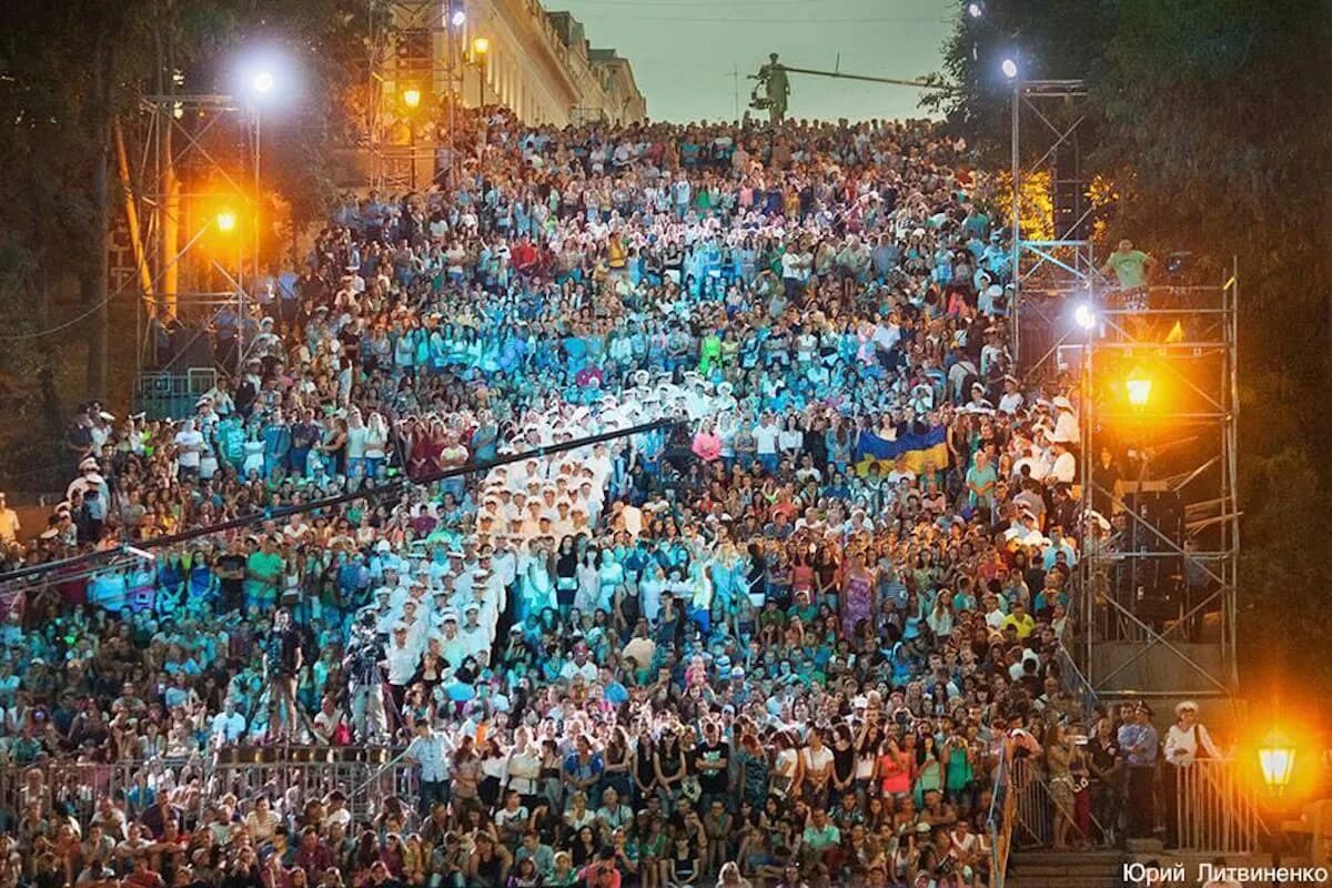 Население одесской. Одесса население. Одесса город население. Одесса Украина население. Одесса население 2022.