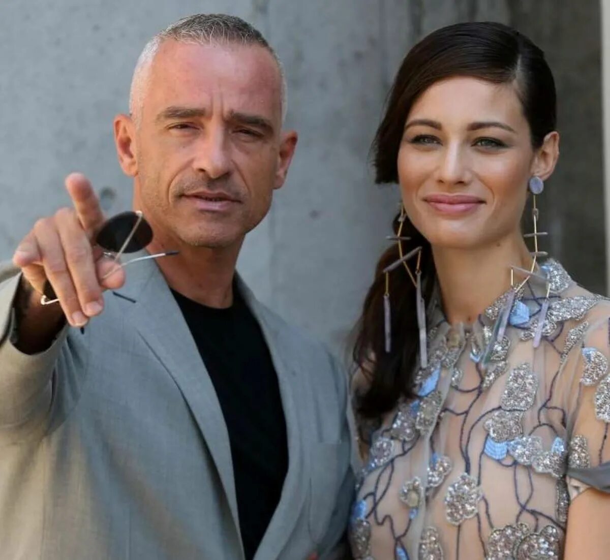 Жена Рамазотти. Эрос Рамазотти. Эрос Рамазотти 2022 жена. Eros Ramazzotti cher. Cher piu che puoi