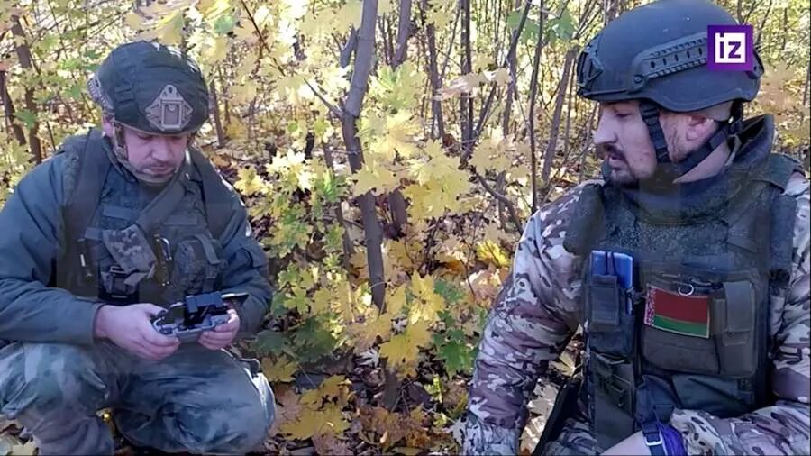 Памятник г. Под невельским. Солдаты днр. Амурская экспедиция г. Памятник невельскому в николаевске на амуре.