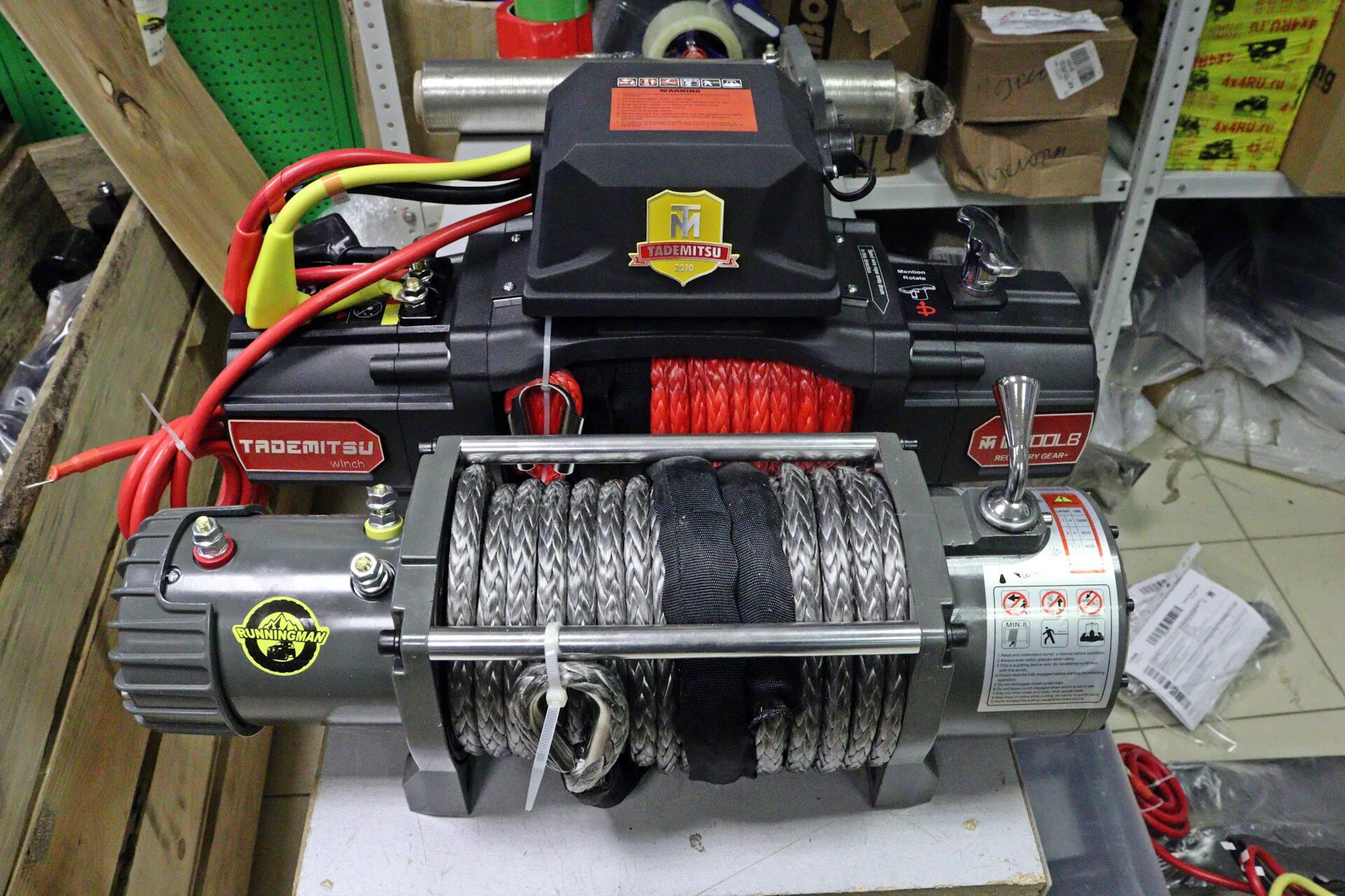 Лебедки харпун электро Винч 12000. Лебёдка на УАЗ Electric winch 12000 lb. Electric winch runningman 12000. Лебедка 4х4 12000 ст. Вятка 4х4 интернет