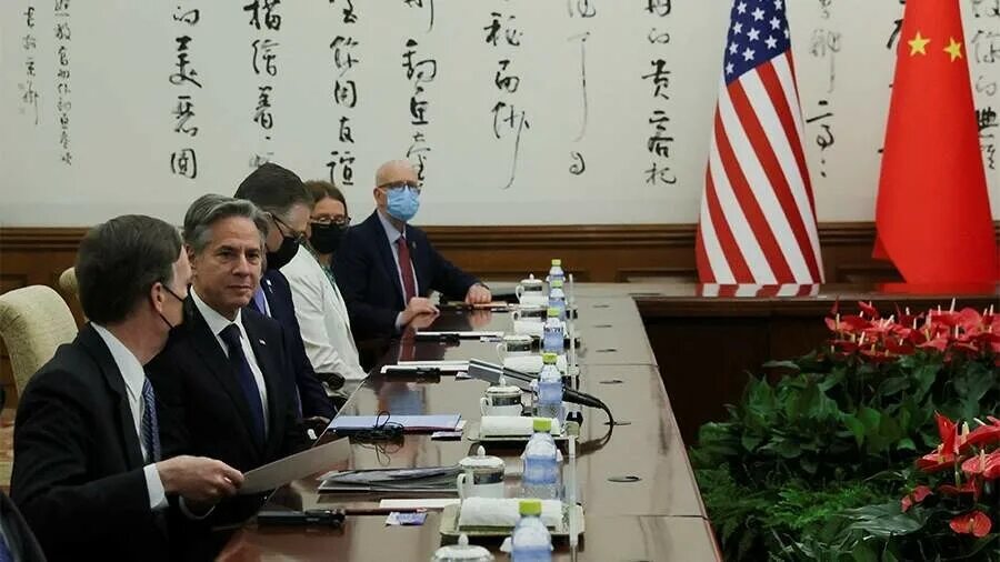 Июня переговоры. Осв-2 брежнев и картер. Руководитель и подчиненный. Июня переговоры. Переговоры дипломатов.