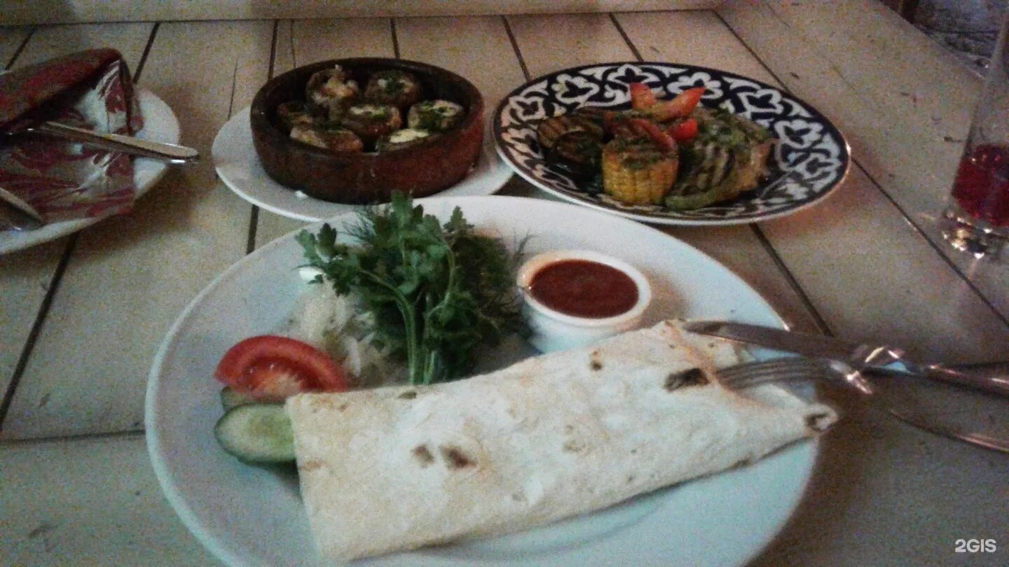 Хаш гринвич. Хаш кафе. Ресторан хаш в гринвиче. Хаш владикавказ. Кафе хаш екатеринбург.