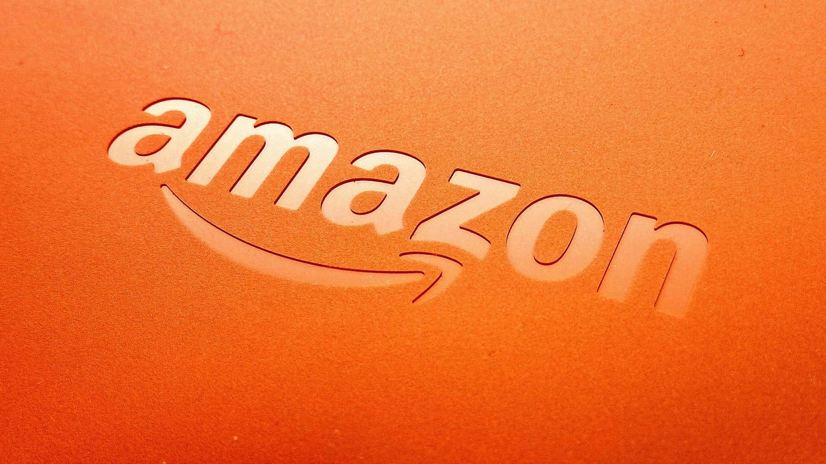 Amazon 4. The amazon. амазон логотип. amazon картинки. амазон фон.