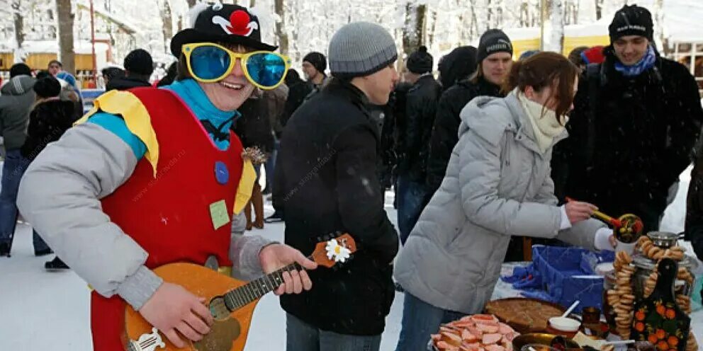 Почему отмечают татьянин день а другие нет. Празднование дня студента. празднование дня студента в россии. студенческие гуляния. татьянин день празднование.
