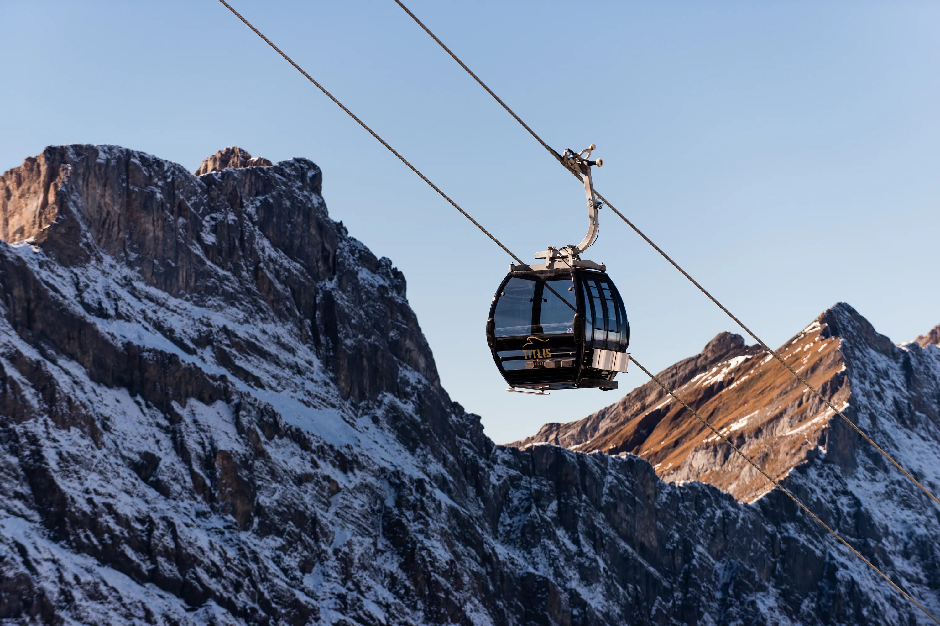 Титлис Швейцария. Mount Titlis. Канатная дорога реклама. Канатная дорога Штутгарта.