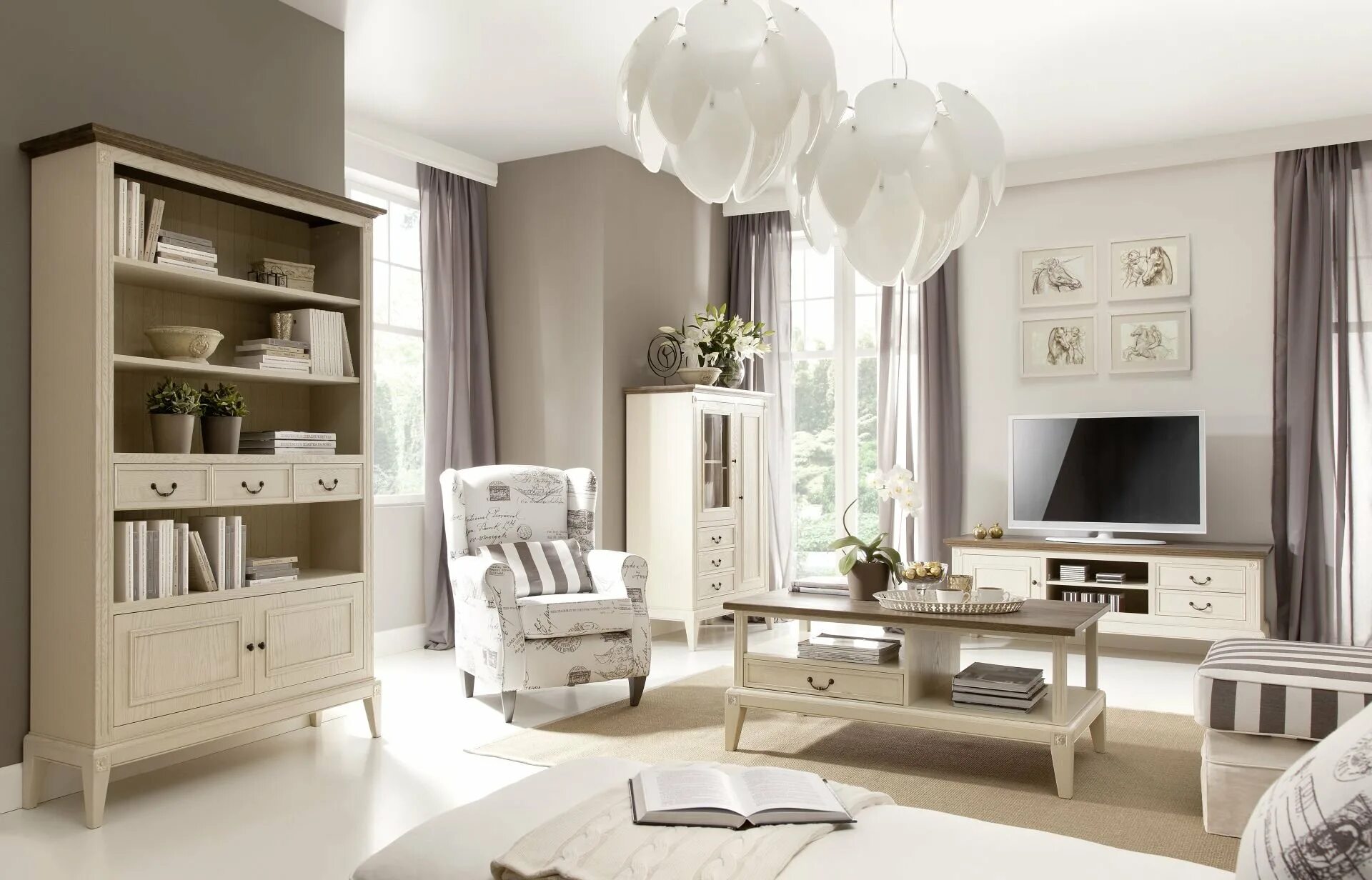 белая мебель в интерьере гостиной. гостиная в стиле прованс. Antonelli moravio мебель. витрина pitti antonelli moravio. гостиная мистер дорс современная классика.