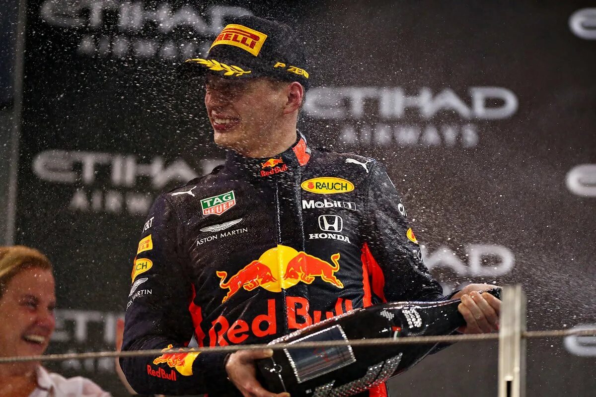 Ред Булл 2021 ф1 Макс Ферстаппе. Макс Ферстаппен чемпион 2021. Формула 1 Max Verstappen. Макс Ферстаппен 2023. 33 max verstappen champions mix