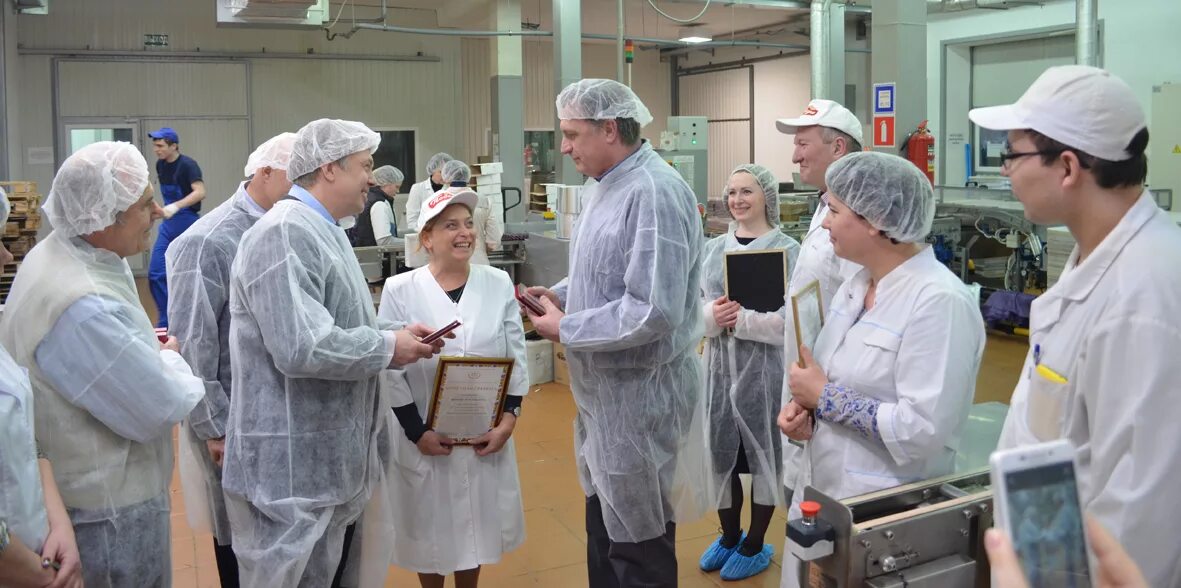 Завод победа вакансии. Кондитерская фабрика победа. Конфетная фабрика победа. Завод победа вакансии. Фабрика победа егорьевск владелец.