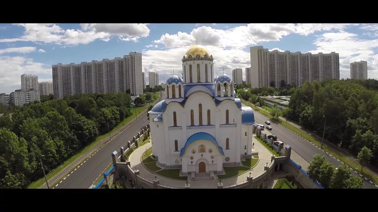 Покровский ясенево. Храм Покрова Божией матери в Ясенево. Церковь в Ясенево Покров Пресвятой Богородицы. Храм Святой Богородицы в Ясенево. Храм в Ясенево в храме Покрова Пресвятой Богородицы.