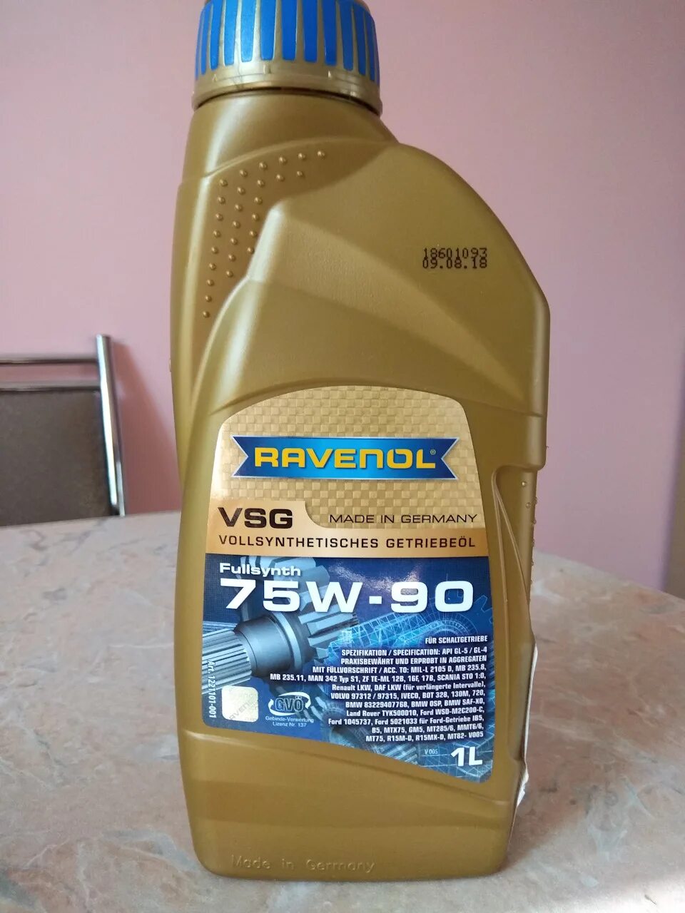 Масло в редуктор мурано. Равенол 75w90. равенол vsg 75w90. трансмиссионное масло ravenol vsg 75w-90. масло равенол 75w90.