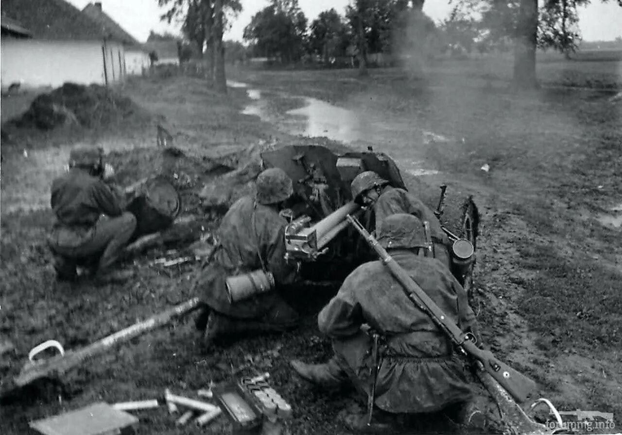 Вермахт 1941 г. Погибшие немцы солдаты вов 1941-1945г. погибшие бойцы ркка лето 1941. погибшие солдаты ркка 1941. убитые солдаты вермахта на восточном фронте на поле боя.