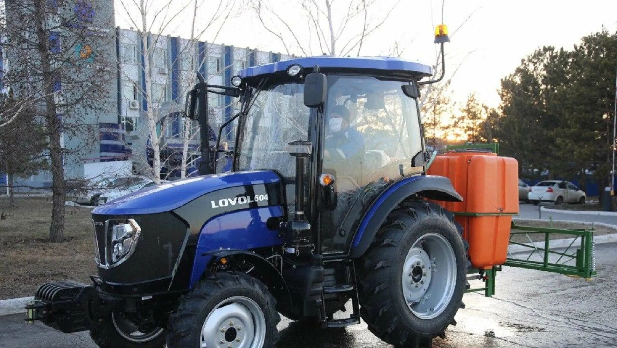 Трактор кокшетау. Трактор lovol 1304. Т16 трактор кун косилка. 1 2014 года. Лр800 мтз-82.