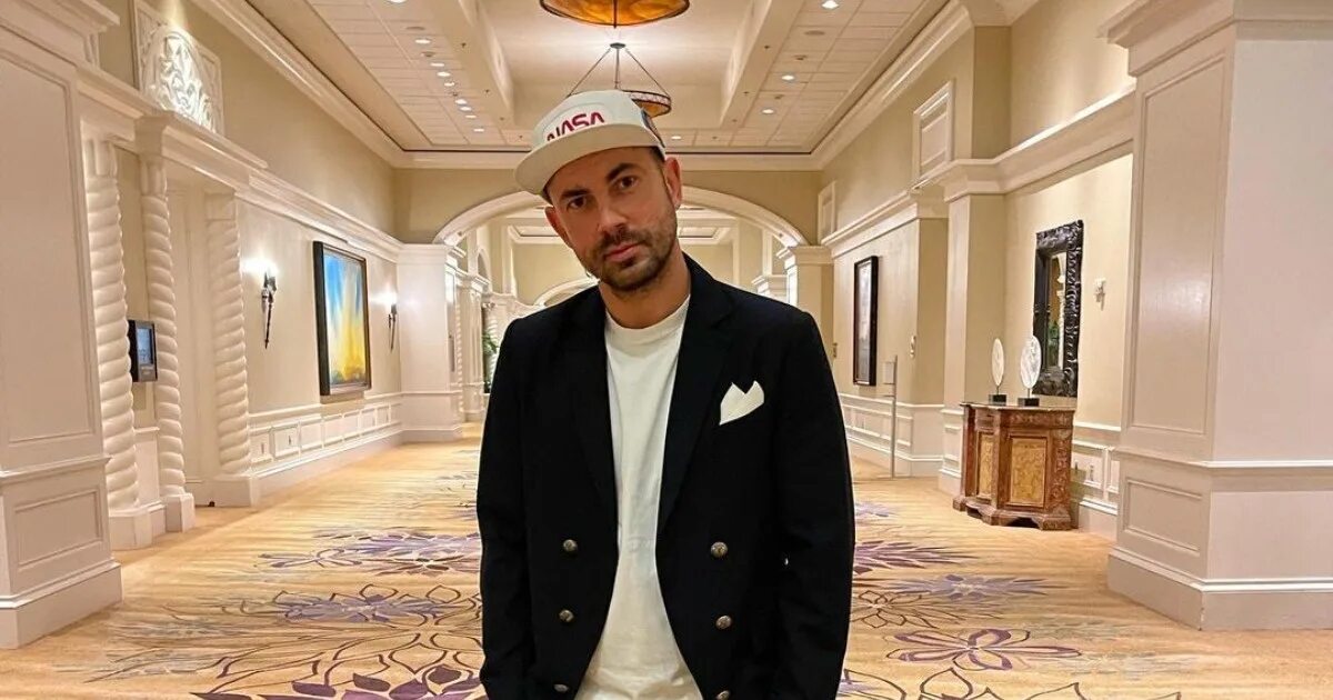 Антон бедняков. Бедняков сейчас живет и работает. Андрей бедняков и настя короткая орел и решка. Настя короткая орел и решка. Бедняков сейчас живет и работает.