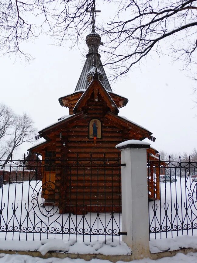 Храмы на левом берегу