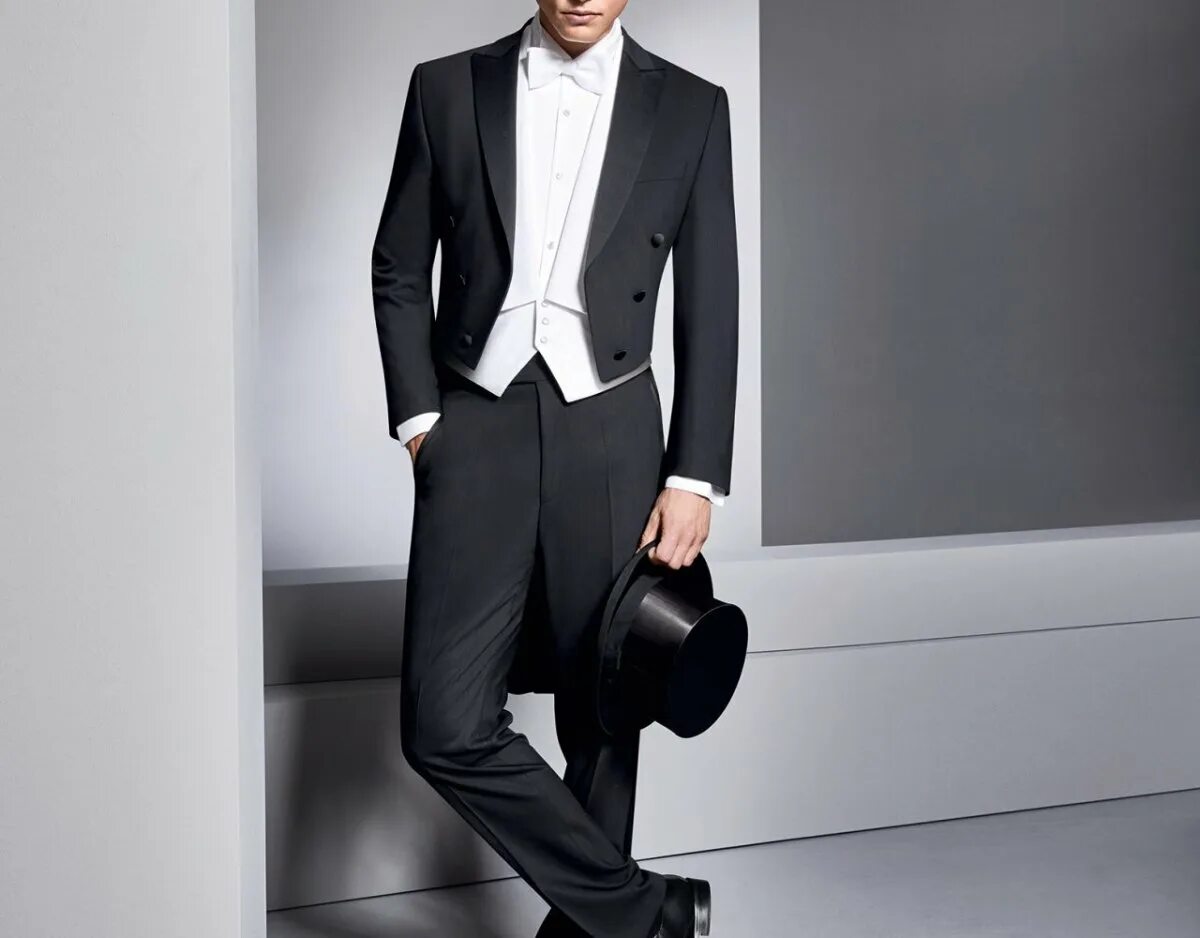 Во фраке. Костюм мужской. Мужской фрак. Фрак и смокинг сюртук визитка. Фрак мужской черный.