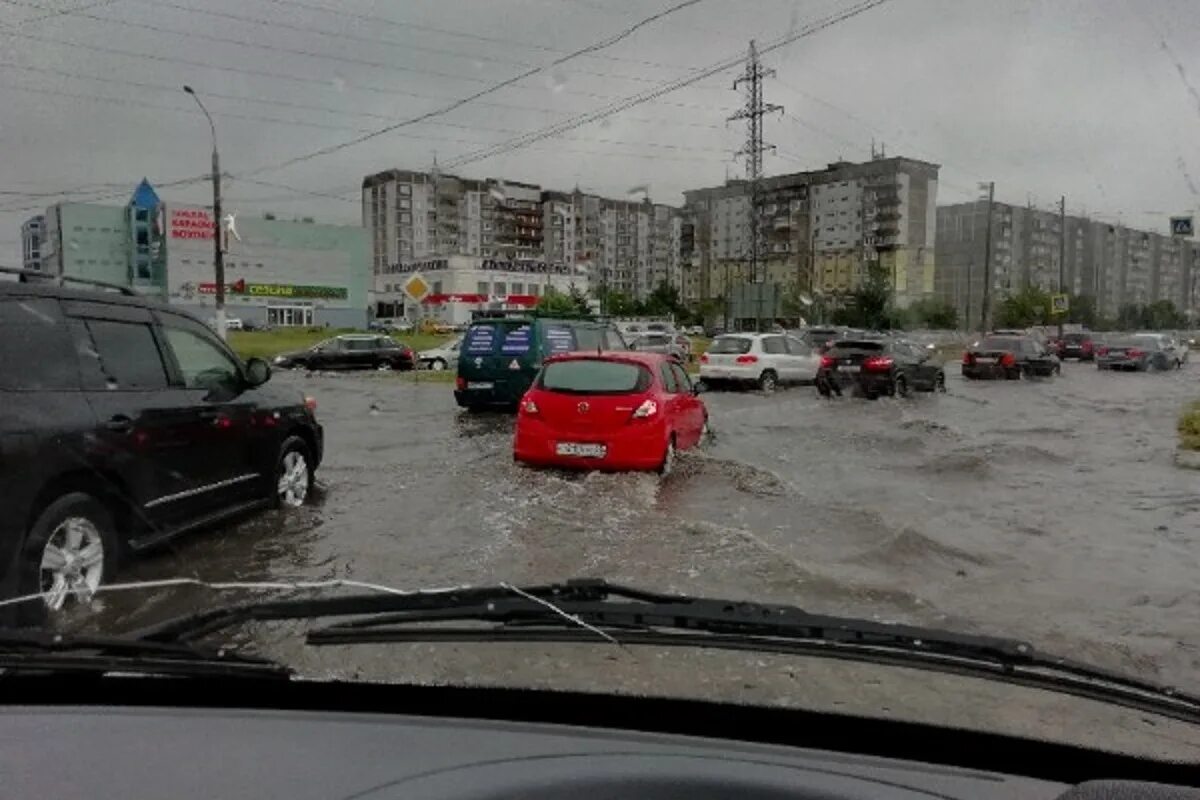 Почему нет света в воронеже сегодня. Южное кольцо Тверь. Южное кольцо затопило Тверь. Южный 2012 Тверь. Тверь Южное кольцо 2000г.