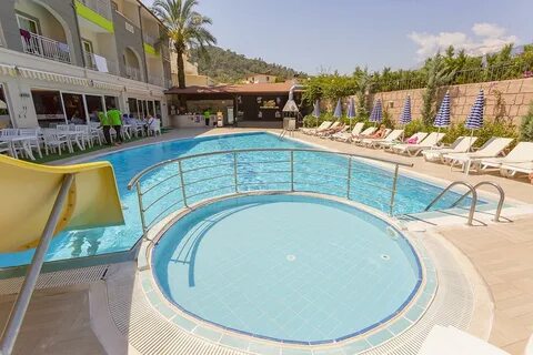 Rich melissa hotel