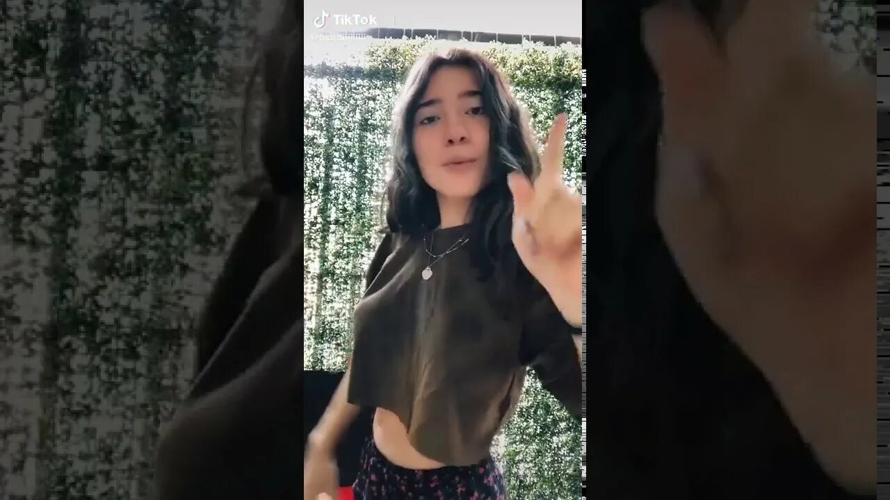 Запрещенные видео в тик ток. Braless tik Tok Challenge. No Bra тик ток.