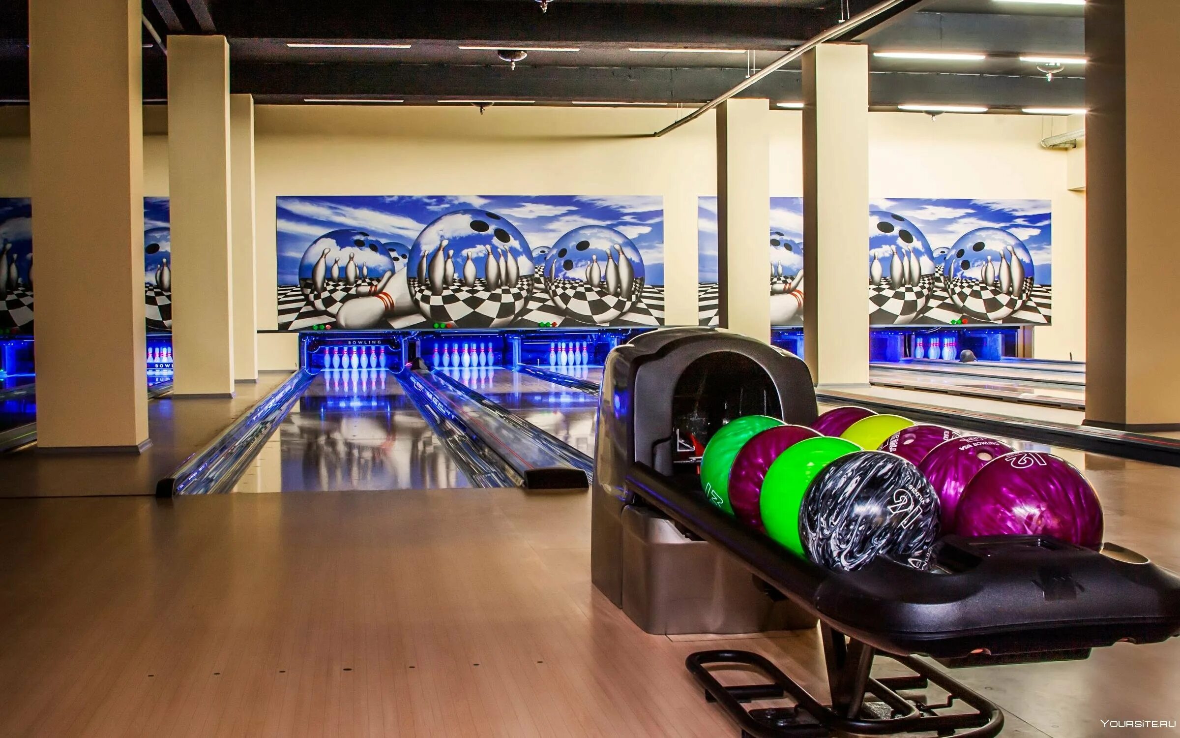Квантум, новосибирск, улица николая островского. Боулинг закамск магистральная 89. 2 гис боулинг. Боулинг континент ставрополь. Боулинг кристалл.