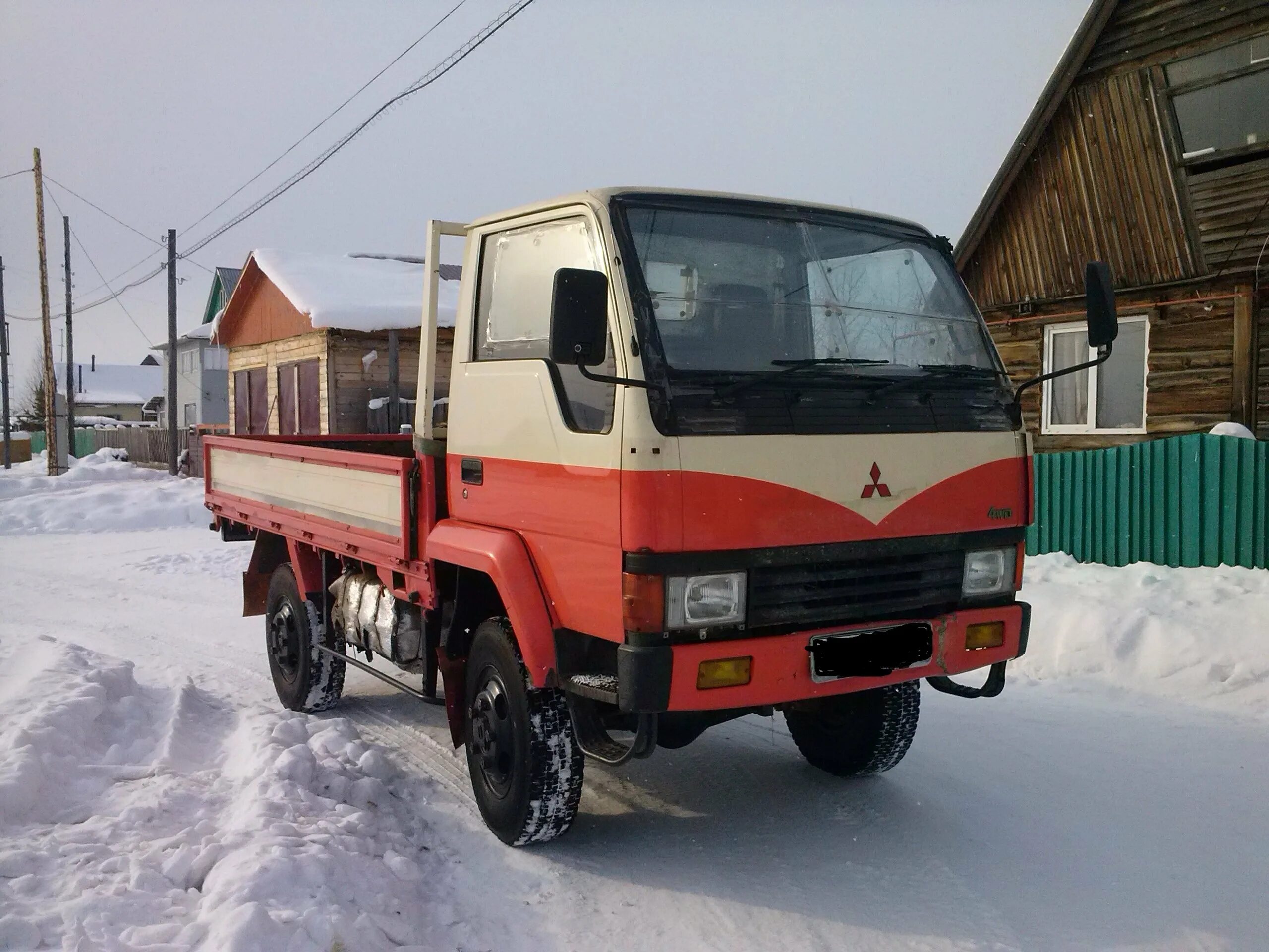 Грузовичок иркутский. Митсубиси Кантер двухкабинник 4х4. Mitsubishi Canter fd501b 4 WD двухкабинник. Mitsubishi Canter 1993. Митсубиси Кантер 4х4 мостовой.