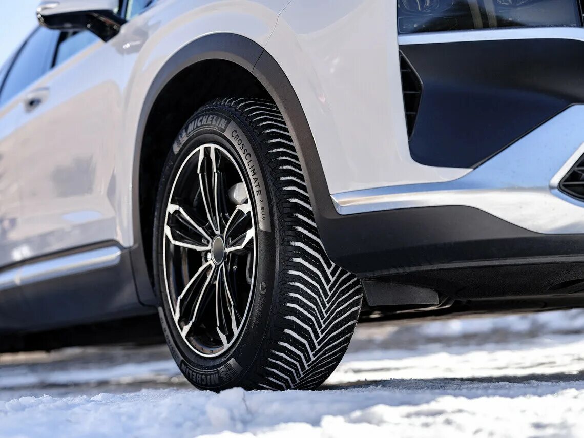 235 55 r19 для кроссоверов. Michelin CROSSCLIMATE 2 SUV. Michelin CROSSCLIMATE SUV. Michelin CROSSCLIMATE 2 SUV 265/65 r17 112h. Шина r-17 265/65 Michelin CROSSCLIMATE SUV 112h.